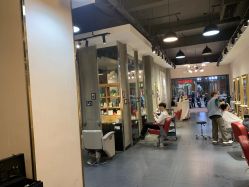 -P.R.O.salon 发哲
