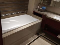 -兴芮温泉度假区