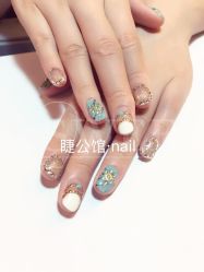 -睫乐园•睫公馆•美睫美甲沙龙