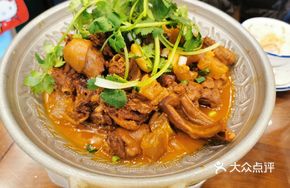 Braised Beef Tendon with Roast Goose