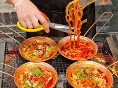 -拈签一笑黄牛肉辣卤串串
