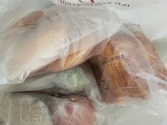 -顶东面包花园·生日蛋糕(世博店)