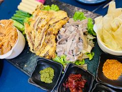 -伊带伊路新疆美食府(呼家楼店)