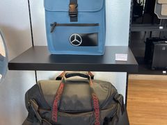 -奔驰上海利星(七宝店)