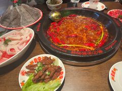 -牛市坎火锅(建设路店)