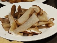-天宜隆蘑菇宴火锅(石景山旗舰店)
