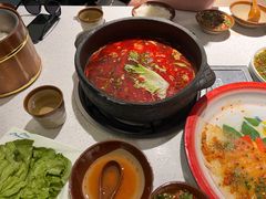 -贵府酸汤牛肉火锅·贵州老字号(飞山街店)