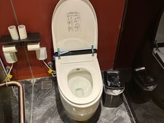 -爱舍海岸酒店(香港中路五四广场店)