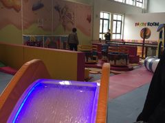 -蒙特利亲子乐园