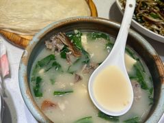 -小桃红·东北菜·春饼烤鸭(南阳湖街店)