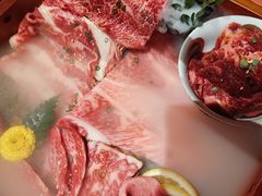 -山川小町·极番烧肉(新地假日广场店)
