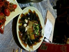 -巴厘龙虾·榜首油焖大虾(音乐学院·沿江酒馆店)