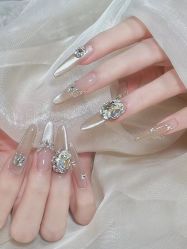 -Lilly.chow美甲美睫