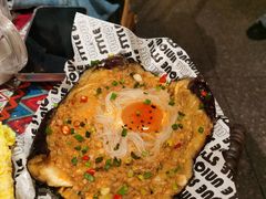 温泉蛋肉末烤茄子-火塘云南烧烤大排档