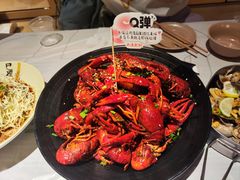 油焖大虾-巴厘龙虾·榜首油焖大虾(音乐学院·沿江酒馆店)