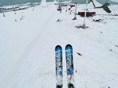-丝绸之路山地度假区滑雪场