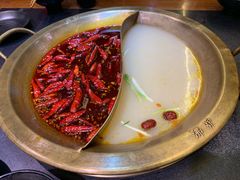 -沸炉重庆老火锅(军事博物馆店)