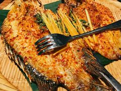 香茅草烤罗非鱼-云海肴·汽锅鸡·云南菜(美罗城店)