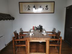包厢-聚缘堂·海鲜私房菜(松岭路店)