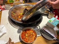 -肖肖酸萝卜鱼火锅(总店)
