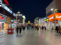 -优衣库(银川新华百货CCMall店)