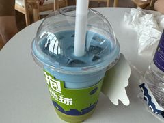 -抱抱地球咖啡馆(国家海洋博物馆店)