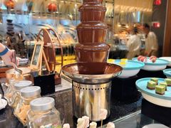 -上海西藏大厦万怡酒店Momo Cafe(徐汇店)