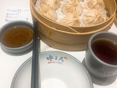 -馋三尺蟹粉小笼(人民广场店)