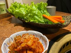辣白菜-炼火烤肉店