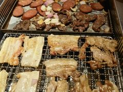 -张牌牌·东北烤肉小吃市集(金楠天街店)