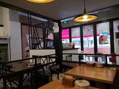 大堂-富乐满韩国正宗炸鸡韩国料理(虹泉路店)