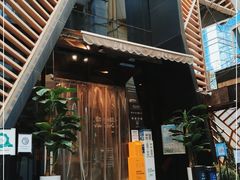 门面-新华里咖啡书吧(新华书店小寨店)