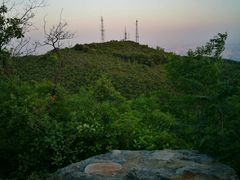 -鬼笑石后山停车场