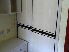 北房间衣柜和写字台-欧睿宇邦全屋定制(无锡梁溪店)