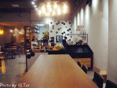 大堂-HELLO 27 意面·沙拉·帕尼尼