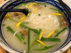 -新世界·过桥米线宴