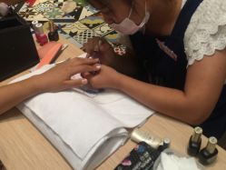 -进巍美甲美睫店