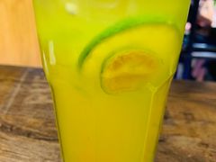 -山城外·非遗酸菜鱼(新都汇融店)