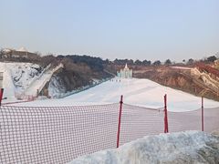 -蓟洲国际滑雪场
