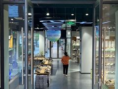 -王府井奥莱临潼小镇(临潼店)