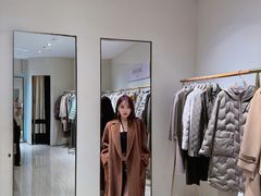 -王府井百货熙地港店