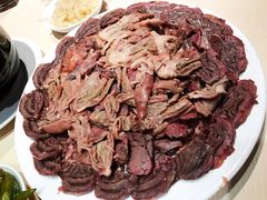 -闫家驴肉老店(华电一校店)