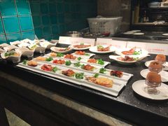 -半岛翡丽海鲜自助餐厅(观风亭店)