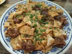 -壹阁胡羊焖饼(特色小吃街店)