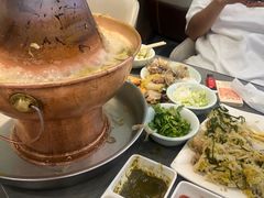-鑫渔港海鲜本地菜·山海关浑锅(东戴河店)