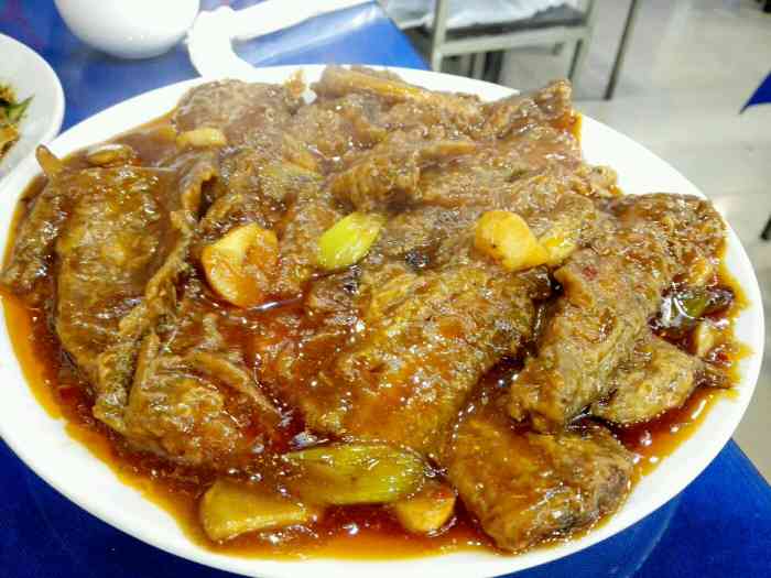 朵斯提·清真披萨-"总体感觉还行 口味还是比不上必胜客 服务.