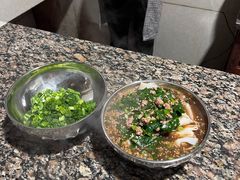 -正宗杨记普洱酸醋米线(总店)