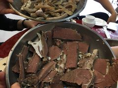 -老石黑山羊毛驴肉火锅(金凯广场店)