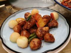 菠萝咕噜肉-稻香酒家(长宁KING88广场店)
