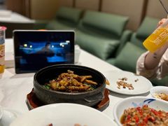 -楚山晓·湖北菜(武汉光谷K11店)